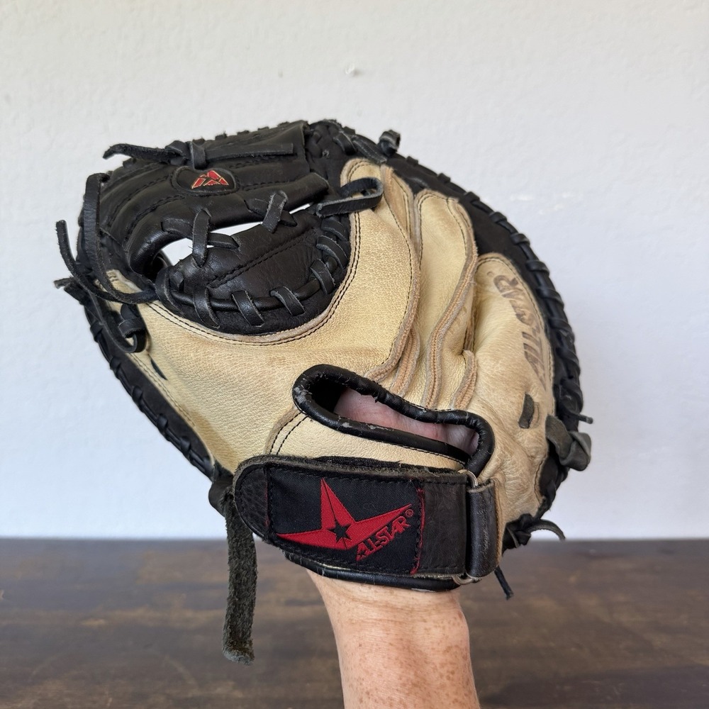 All-Star Young Pro Series CM1010BT Youth Catcher's Mitt 31.5 Left Hand Throw LHT